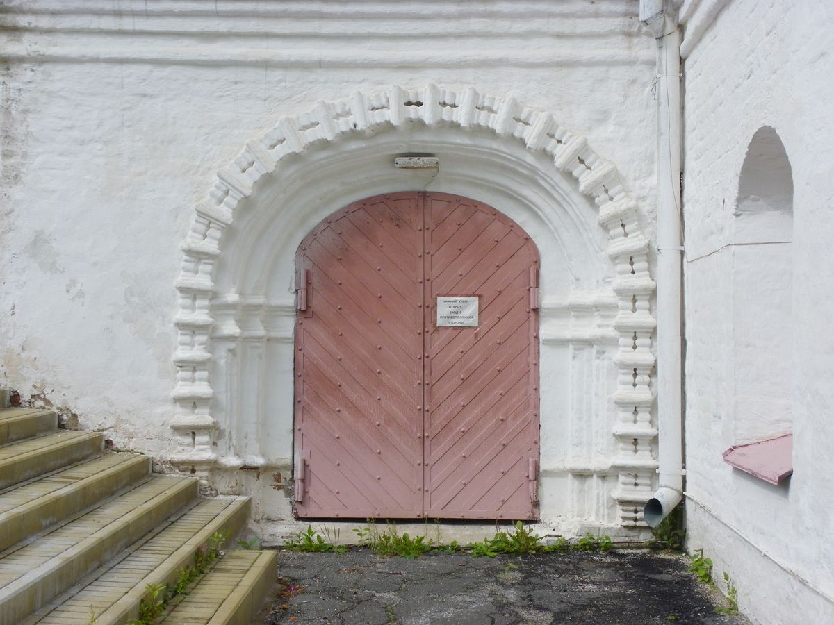 Перспективный портал, архитектурные детали. Церковь Николая Чудотворца во Владычной слободе, Вологда (Вологда, город, Вологодская область)