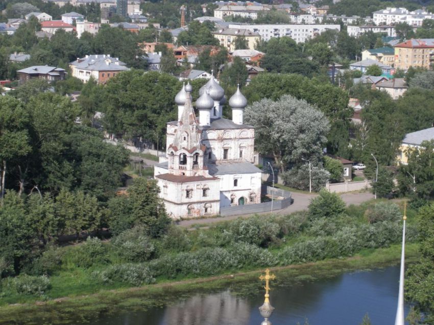 Церковь Иоанна Златоуста (Мироносицкая), Вологда (Вологда, город, Вологодская область). общий вид в ландшафте, Вид с колокольни Софийского собора