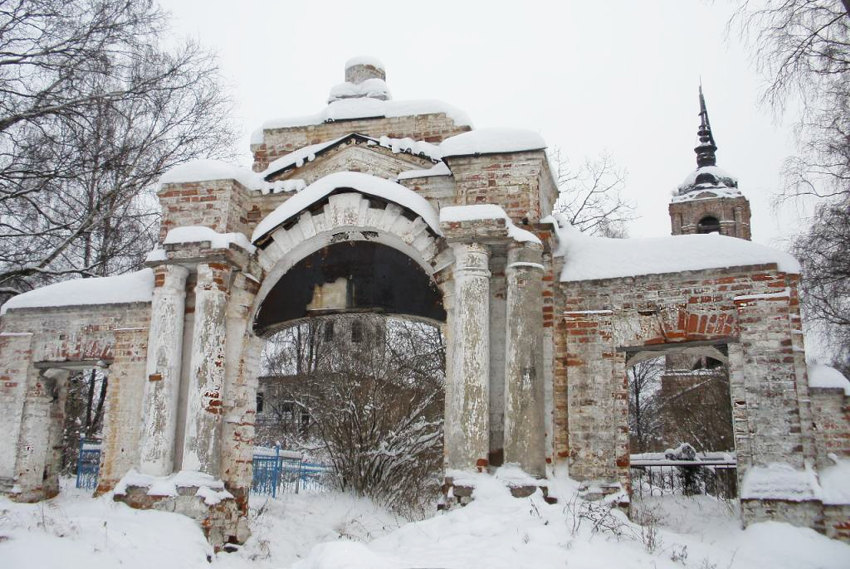 Церковь Николая Чудотворца на Валухе, Вологда (Вологда, город, Вологодская область). дополнительная информация, Ворота кладбища
