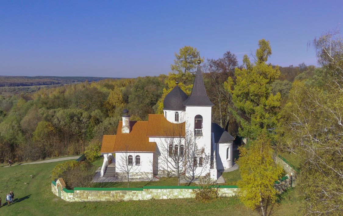 Церковь Троицы Живоначальной, Бёхово (Заокский район, Тульская область). фасады, Вид с юга