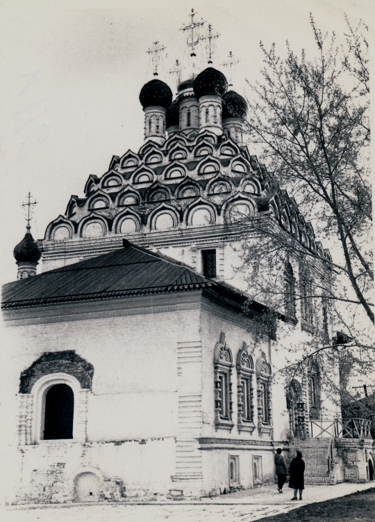 Коломна. Церковь Воскресения Словущего. фасады