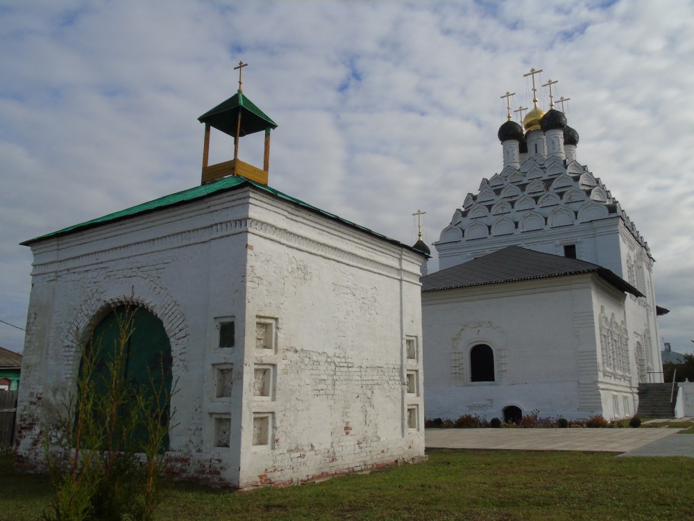 Коломна. Церковь Воскресения Словущего. фасады