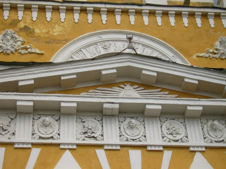 Церковь Иоанна Богослова, Коломна (Коломенский городской округ, Московская область). архитектурные детали