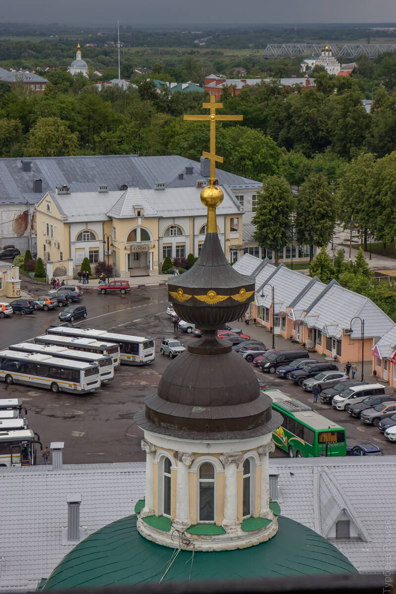 Церковь Иоанна Богослова, Коломна (Коломенский городской округ, Московская область). архитектурные детали, Глава основного объема с колокольни
