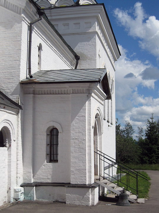 Церковь Тихона, патриарха Всероссийского, Клин (Клинский городской округ, Московская область). архитектурные детали