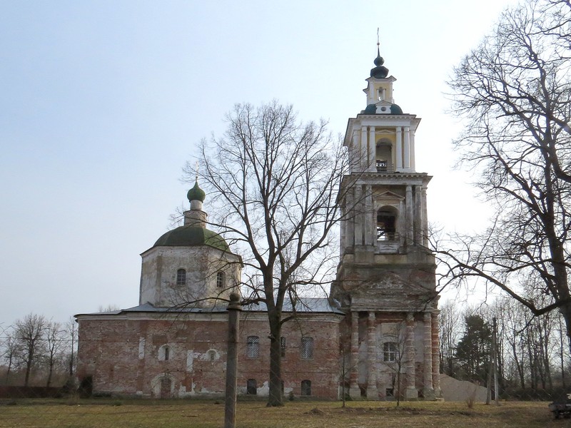 Верея. Собор Рождества Христова. фасады