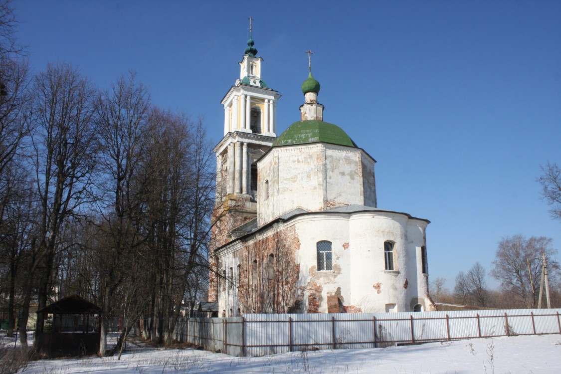 Верея. Собор Рождества Христова. фасады