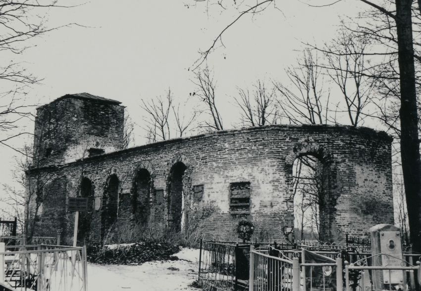 Церковь Благовещения Пресвятой Богородицы, Ропша (Ломоносовский район, Ленинградская область). фасады