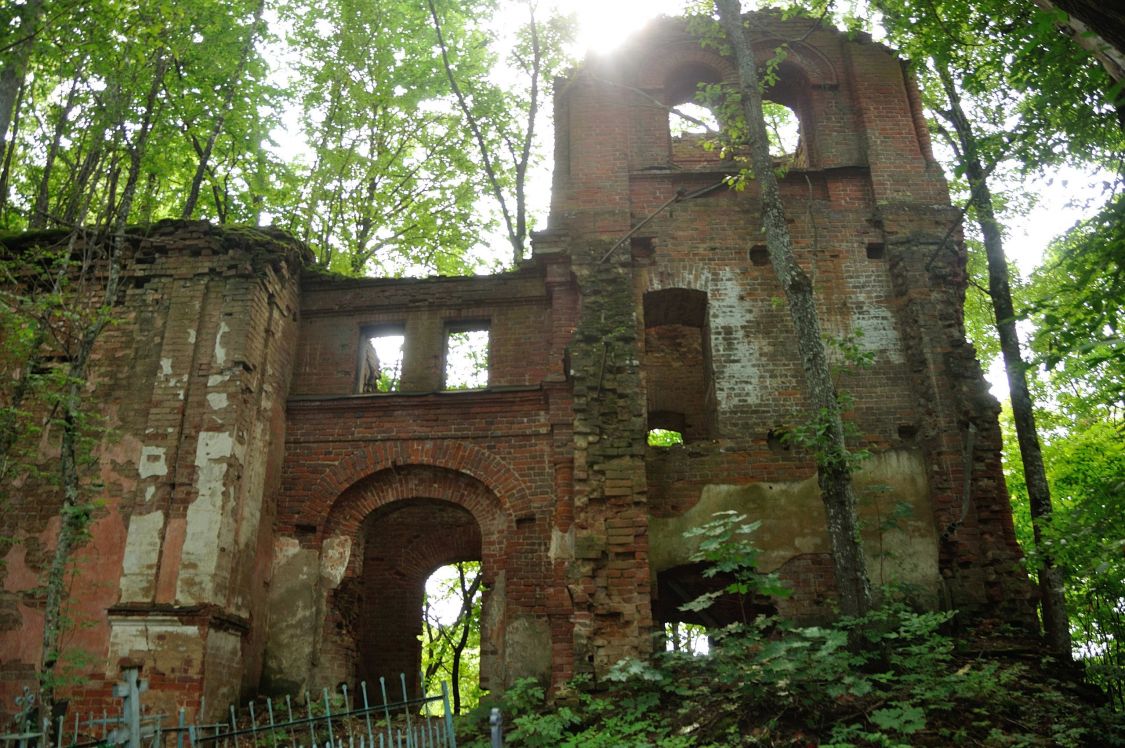 Церковь Николая Чудотворца, Копорье (Ломоносовский район, Ленинградская область). архитектурные детали