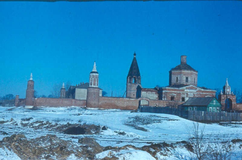 Старое Бобренево. Бобренёв монастырь. фасады, фото 1987