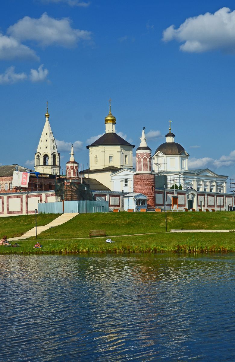 Старое Бобренево. Бобренёв монастырь. фасады