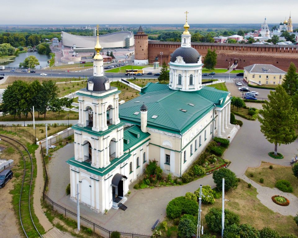 Коломна. Церковь Михаила Архангела. фасады, Вид с юга