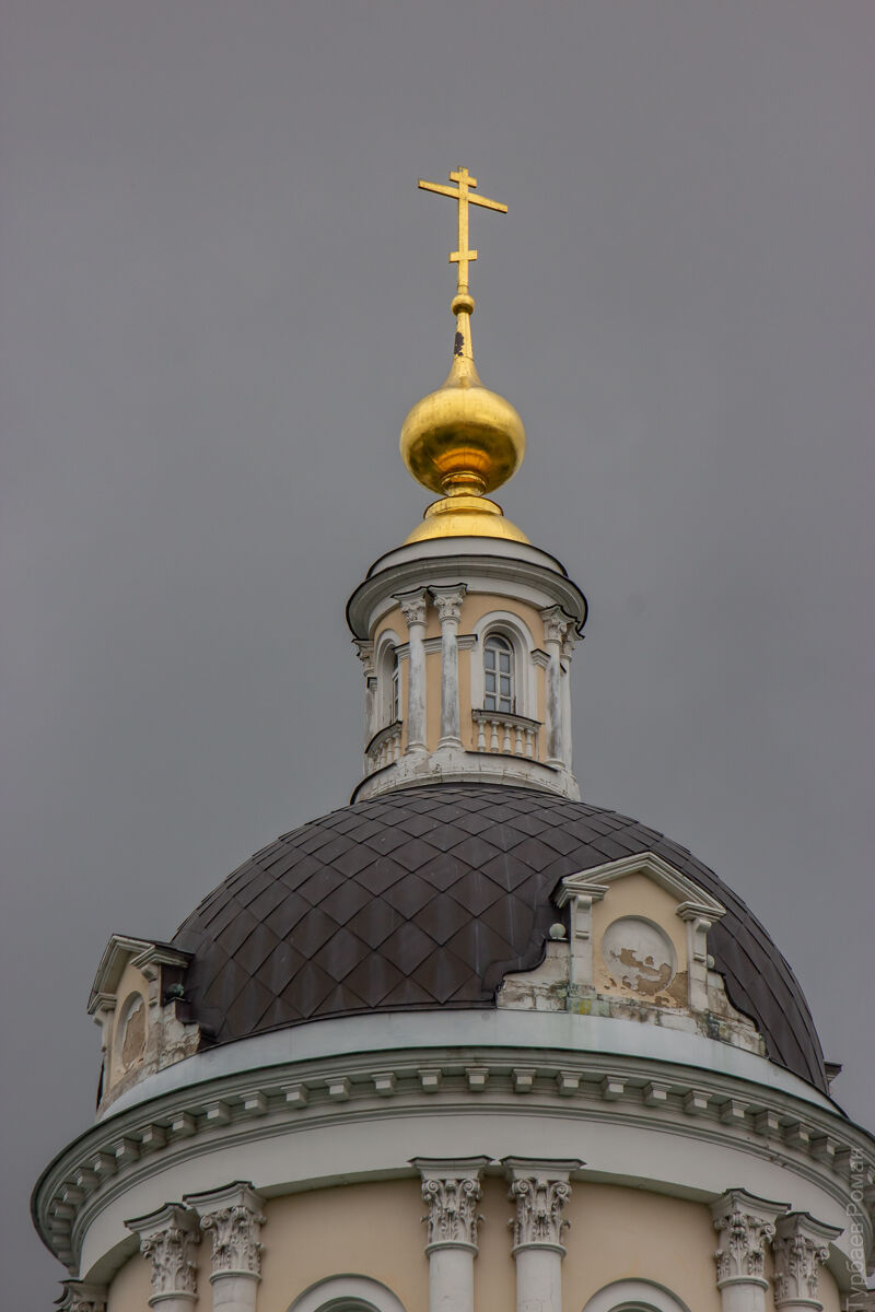 Церковь Михаила Архангела, Коломна (Коломенский городской округ, Московская область). архитектурные детали, Завершение основного объема