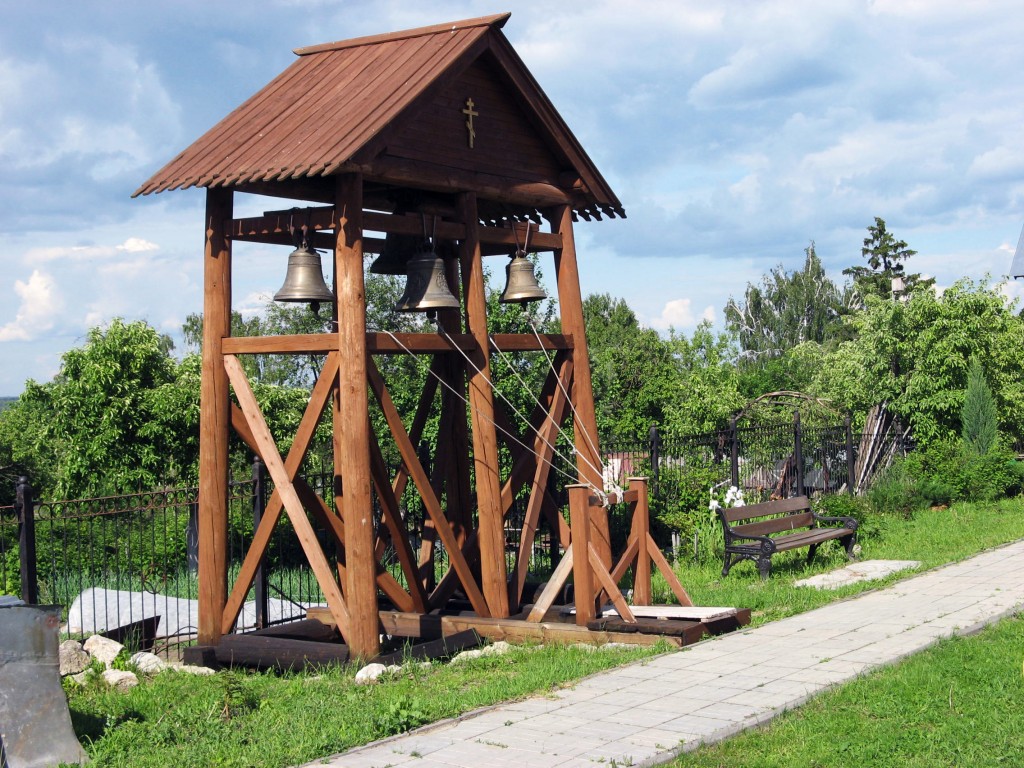 Церковь Николая Чудотворца, Коломна (Коломенский городской округ, Московская область). дополнительная информация, Звонница  храма
