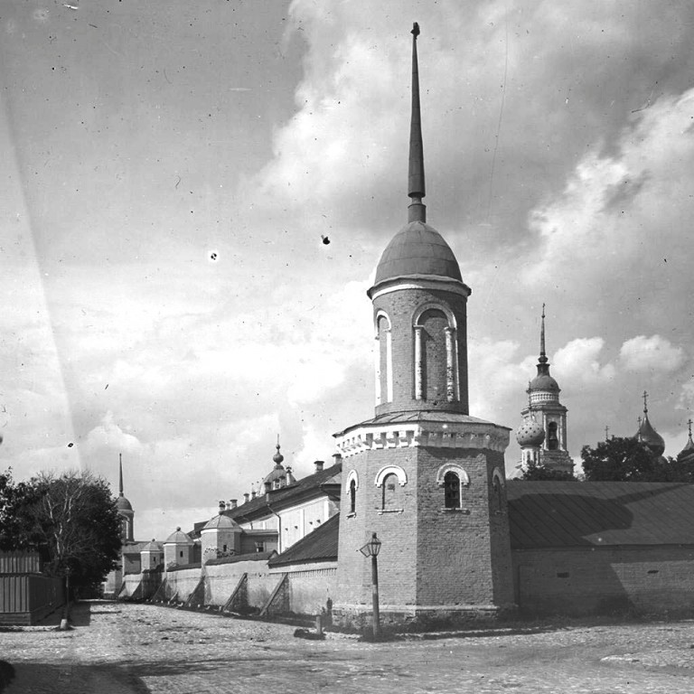 Коломна. Ново-Голутвин Троицкий монастырь. архивная фотография, Фото с сайта http://andcvet.narod.ru
