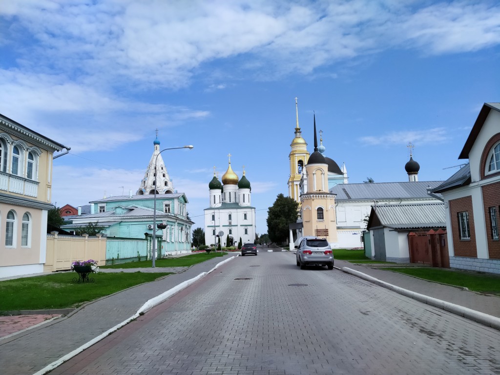 Коломна. Ново-Голутвин Троицкий монастырь. фасады