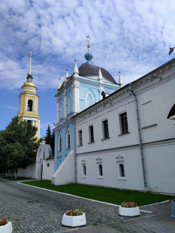 Коломна. Ново-Голутвин Троицкий монастырь. архитектурные детали