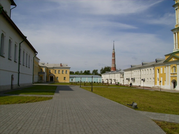 Богоявленский Старо-Голутвин монастырь, Коломна (Коломенский городской округ, Московская область). общий вид в ландшафте, 		      