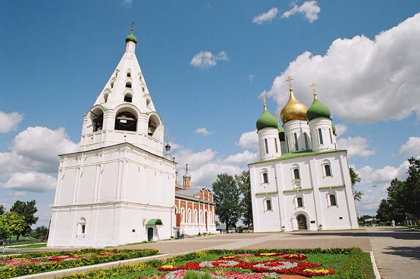 Собор Успения Пресвятой Богородицы, Коломна (Коломенский городской округ, Московская область). фасады