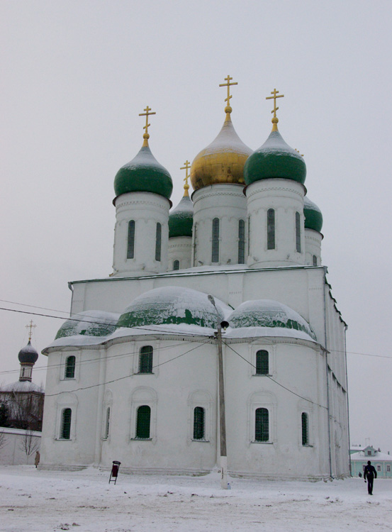 Коломна. Собор Успения Пресвятой Богородицы. фасады, Вид Успенского собора с востока.