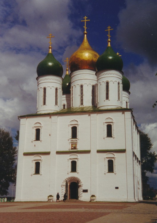 Коломна. Собор Успения Пресвятой Богородицы. фасады