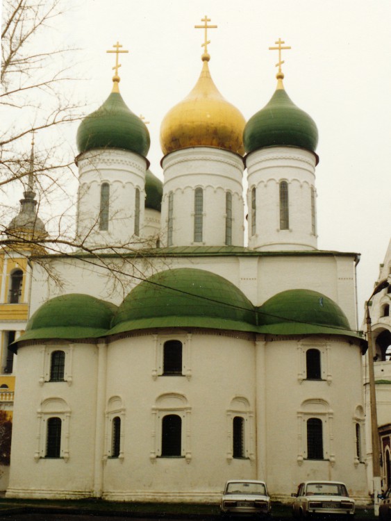 Коломна. Собор Успения Пресвятой Богородицы. фасады