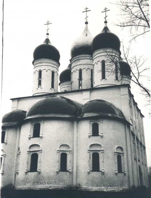 Коломна. Собор Успения Пресвятой Богородицы. фасады