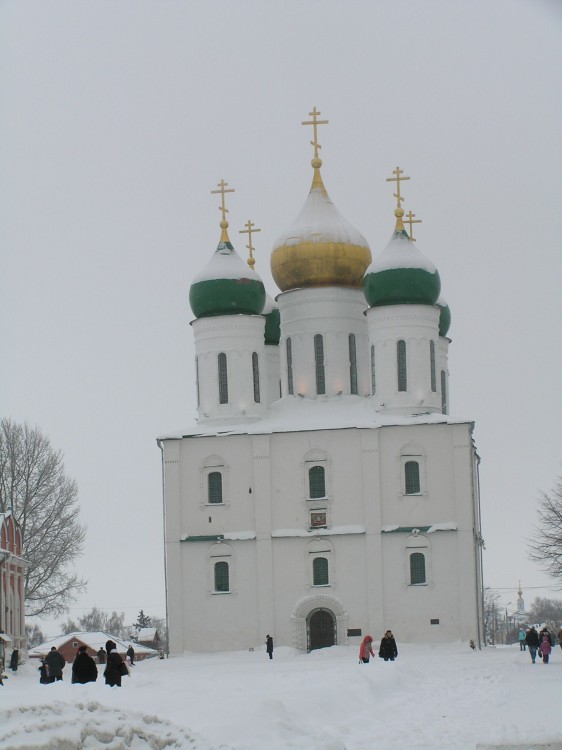 Коломна. Собор Успения Пресвятой Богородицы. фасады