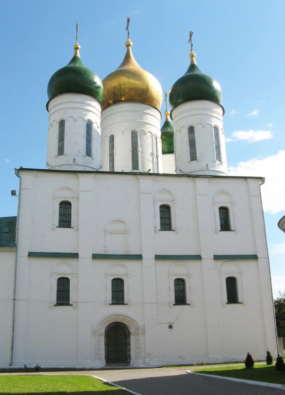 Коломна. Собор Успения Пресвятой Богородицы. фасады, Северный фасад основного объема собора

