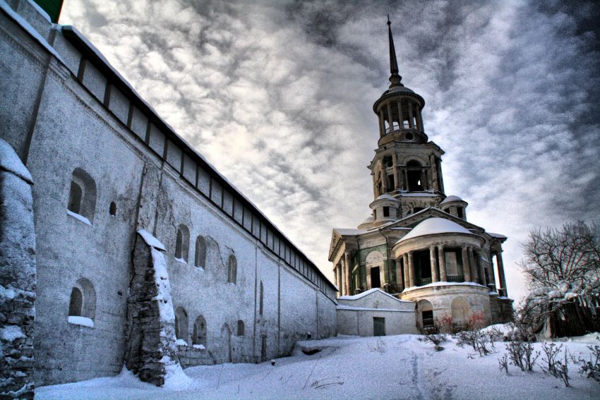 Торжок. Борисоглебский монастырь. фасады, суровые будни старого монастыря