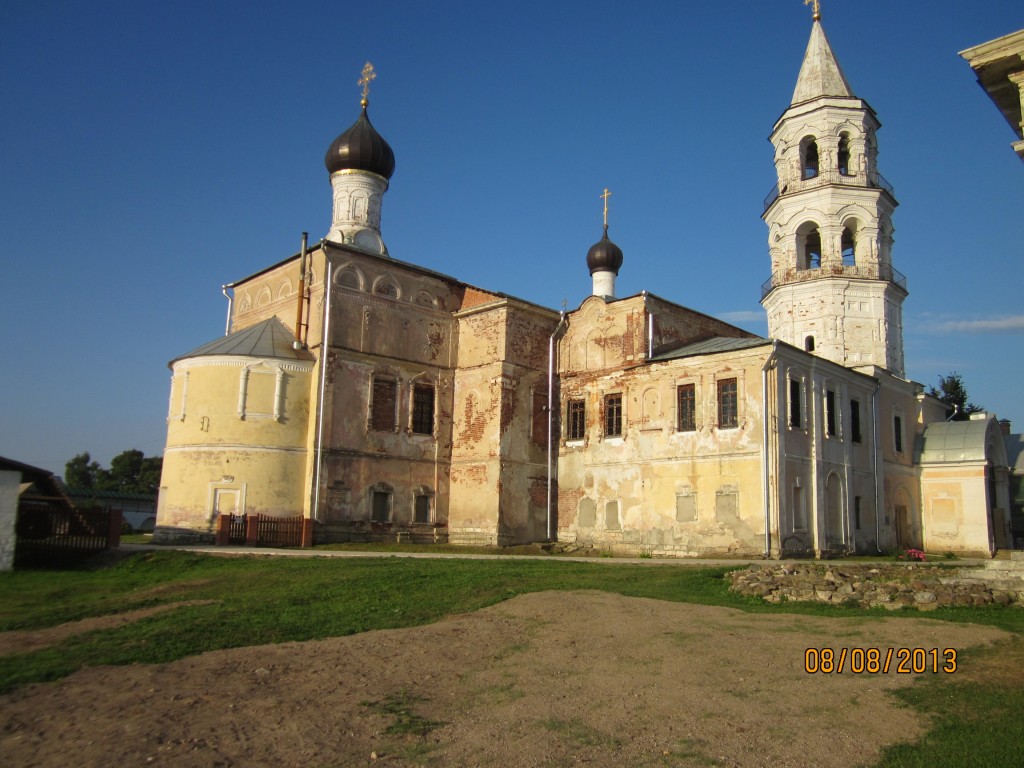 Торжок. Борисоглебский монастырь. фасады, Борисоглебский монастырь 