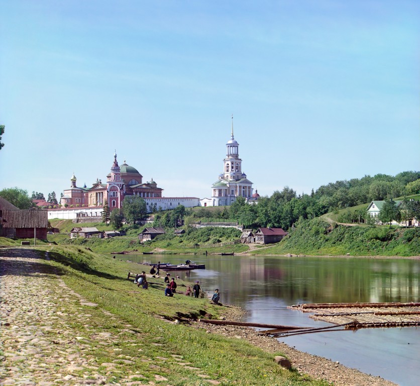 Борисоглебский монастырь, Торжок (Торжокский район и г. Торжок, Тверская область). архивная фотография, С. М. Прокудин-Горский. Борисоглебский монастырь [от] моста. [Торжок.] Лето 1910 года.
фото с http://prokudin-gorskiy.ru/image.php?ID=1765
