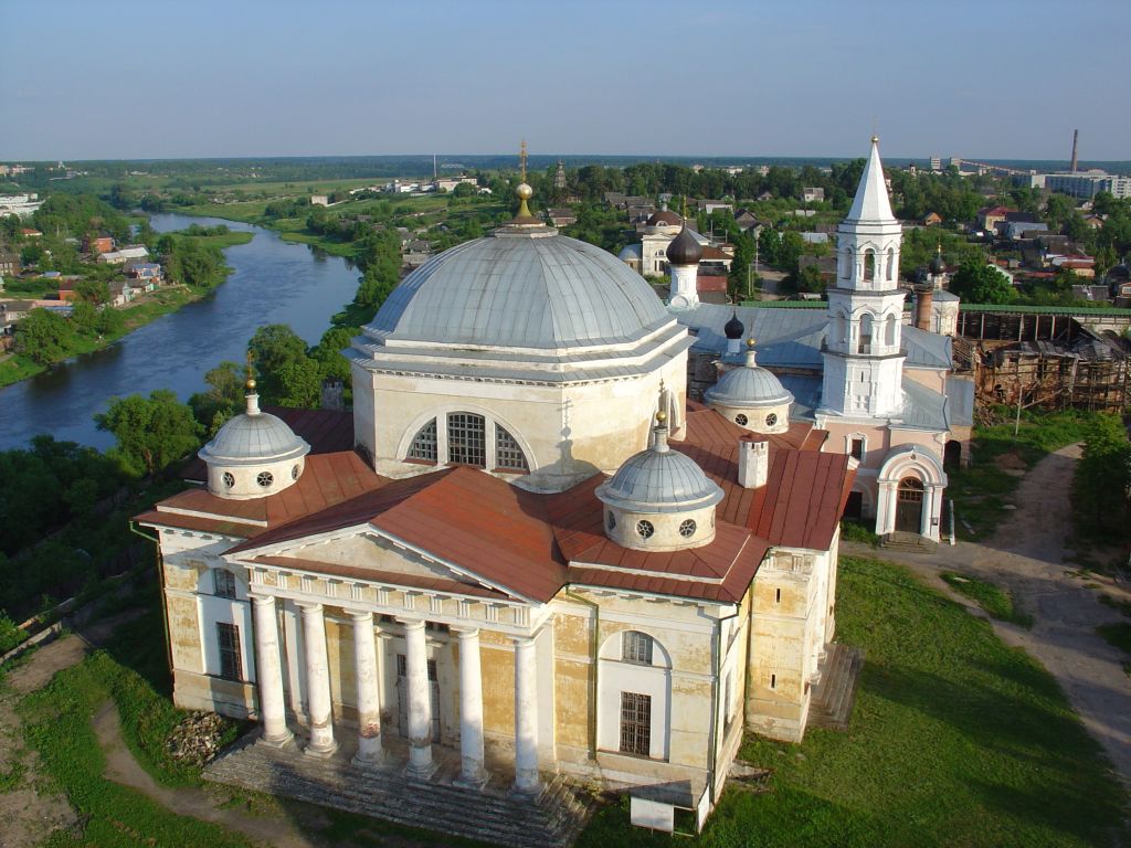 Торжок. Борисоглебский монастырь. фасады