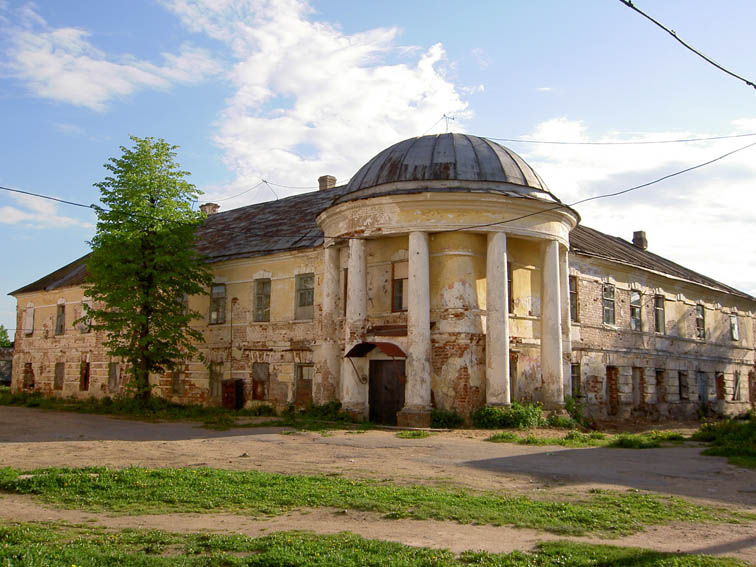 Торжок. Борисоглебский монастырь. фасады, Братские кельи