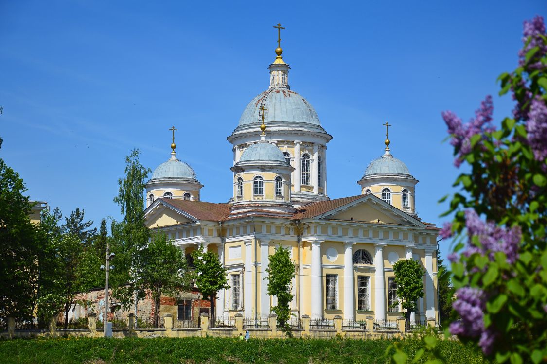 Торжок. Собор Спаса Преображения. фасады