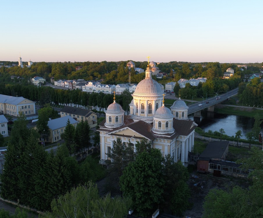 Торжок. Собор Спаса Преображения. фасады