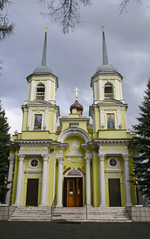 Павлино. Церковь Троицы Живоначальной. фасады