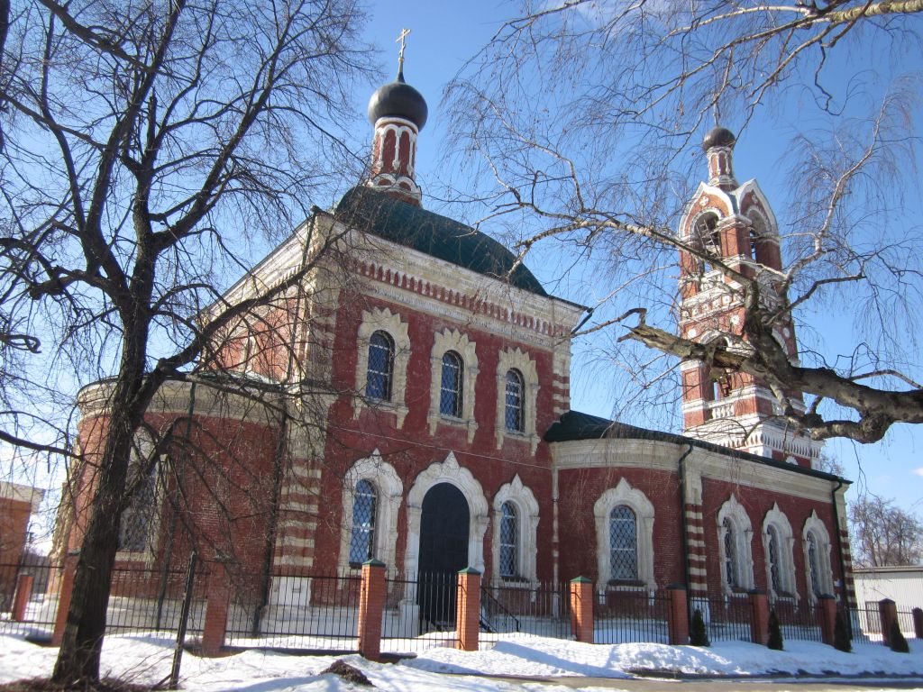 Церковь Успения Пресвятой Богородицы, Бронницы (Раменский район и гг. Бронницы, Жуковский, Московская область). фасады
