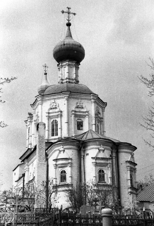Церковь Смоленской иконы Божией Матери, Кривцы (Раменский район и гг. Бронницы, Жуковский, Московская область). фасады