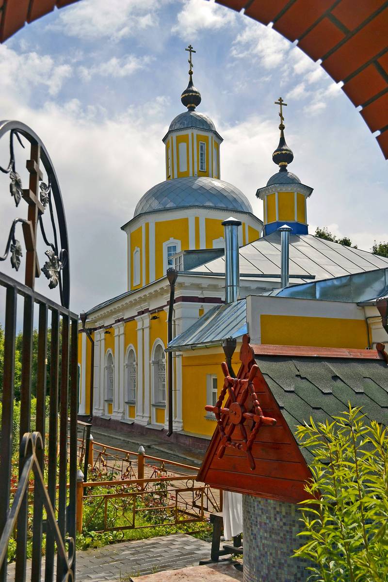 художественные фотографии. Церковь Воздвижения Креста Господня, Татаринцево (Раменский район и гг. Бронницы, Жуковский, Московская область)