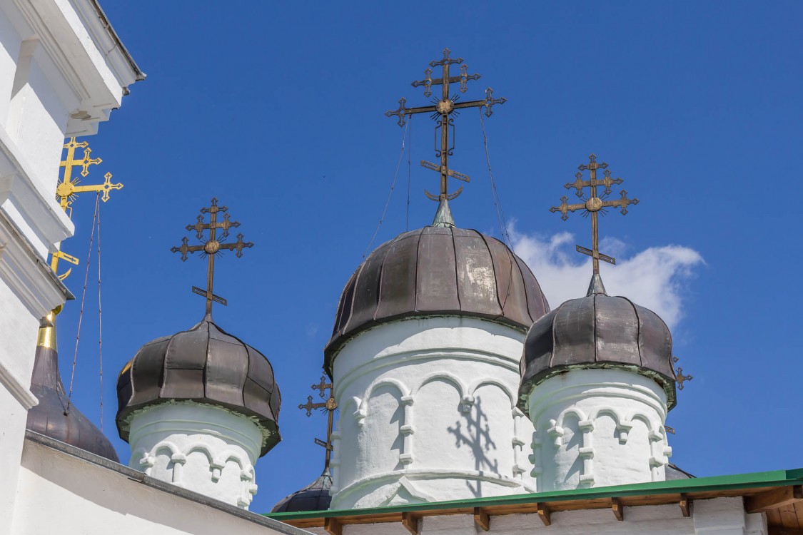 Битягово. Церковь Воскресения Словущего. архитектурные детали, Завершения