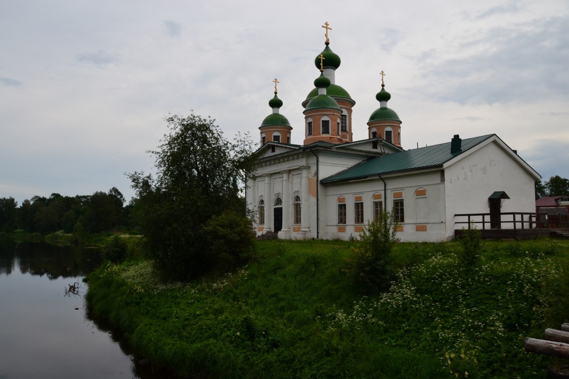 Собор Смоленской иконы Божией Матери, Олонец (Олонецкий район, Республика Карелия). фасады