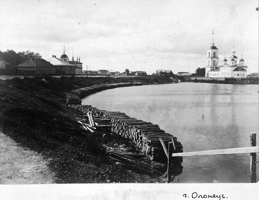 Собор Смоленской иконы Божией Матери, Олонец (Олонецкий район, Республика Карелия). архивная фотография, Фотография сделанная приблизительно в период с 01. 07. 1900 г. по 01. 07. 1916 г.