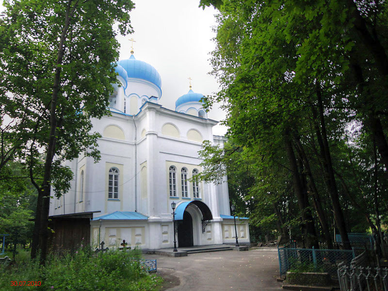 Петрозаводск. Собор Воздвижения Креста Господня. фасады