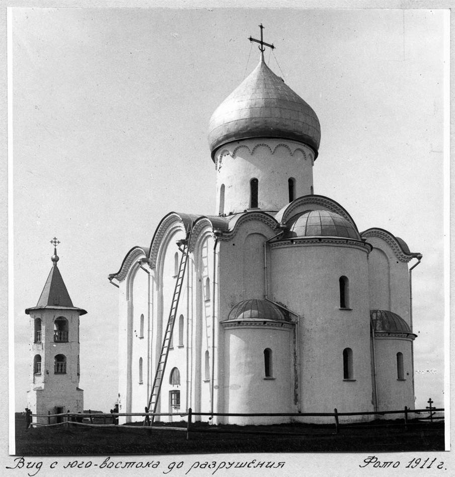 Спас-Нередицы. Церковь Спаса Преображения на Нередице. архивная фотография, Фото храма в 1911 году.