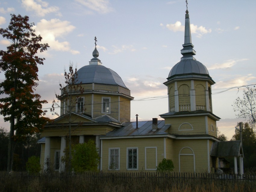 Мроткино. Церковь Николая Чудотворца. фасады