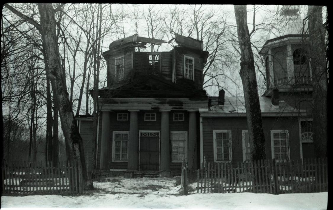 Церковь Николая Чудотворца, Мроткино (Батецкий район, Новгородская область). фасады, Фото 1992г. Новгородский музей-заповедник