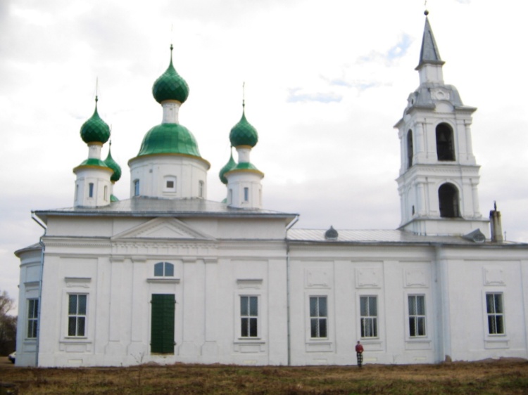 Сулость. Церковь Андрея Стратилата. фасады