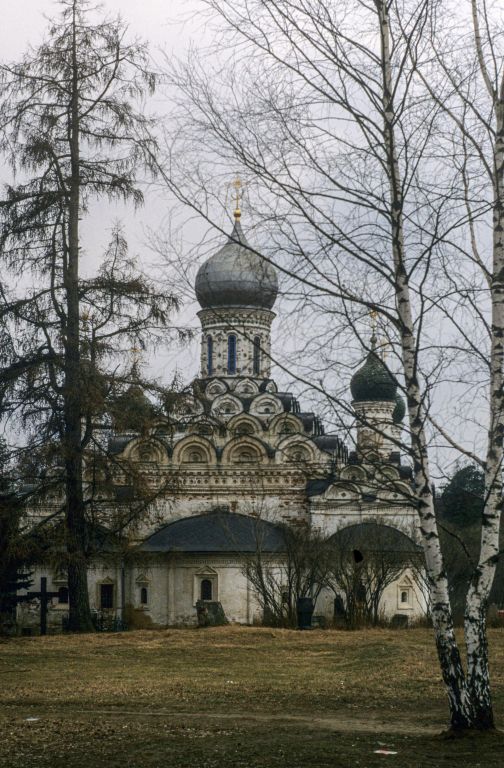 Николо-Урюпино. Церковь Николая Чудотворца. фасады