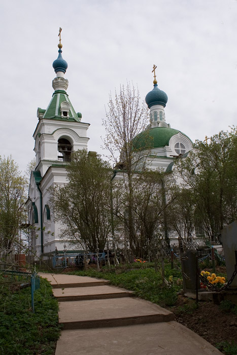 Голубково (Петровский погост). Церковь Воскресения Христова. фасады, Дорога к храму